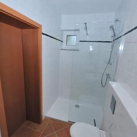 Nautilus-bay - First Row 210, 211 - Gorma * زافالا