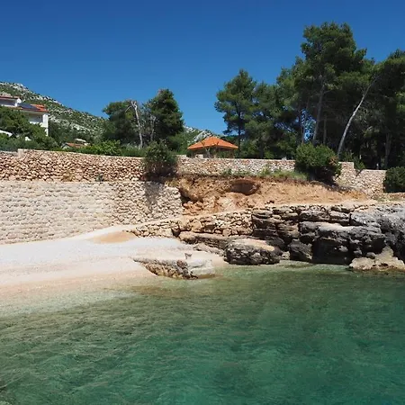 Nautilus-bay - First Row 210, 211 - Gorma شقة زافالا