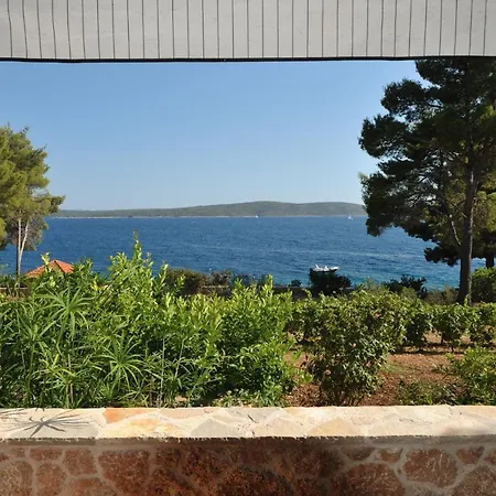 Nautilus-bay - Seaview 210, 211 - Gorma * Zavala
