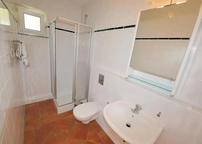 Nautilus-bay - First Row 210, 211 - Gorma * Zavala